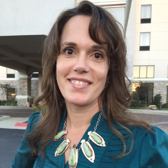 Meet your Posher, Ruth - Picture 1 of 1